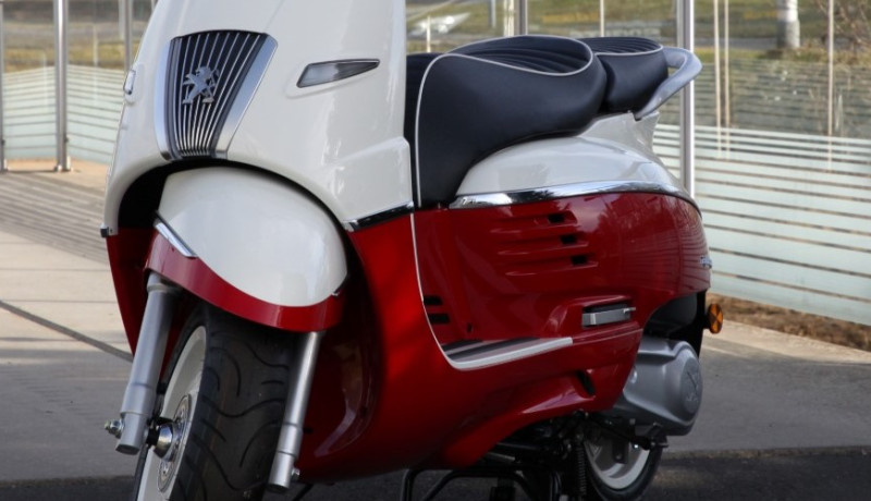 Kleinere Version vom Motivbild der Seite: Peugeot Motocycles